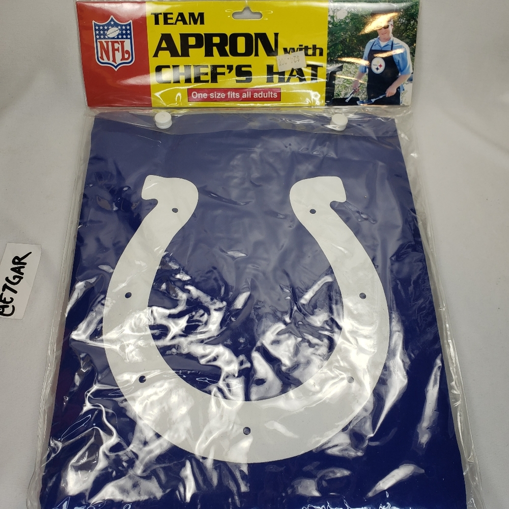 Indianopolis Colts NFL Apron and Hat Vintage